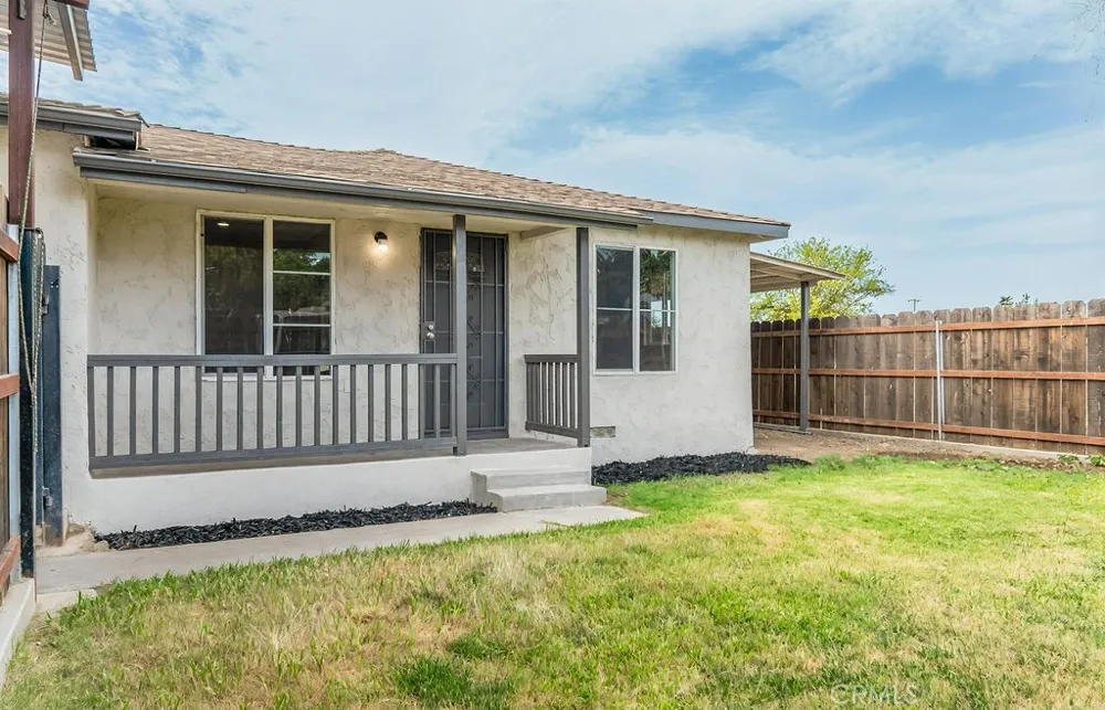 942 W Childs Merced, CA 95341