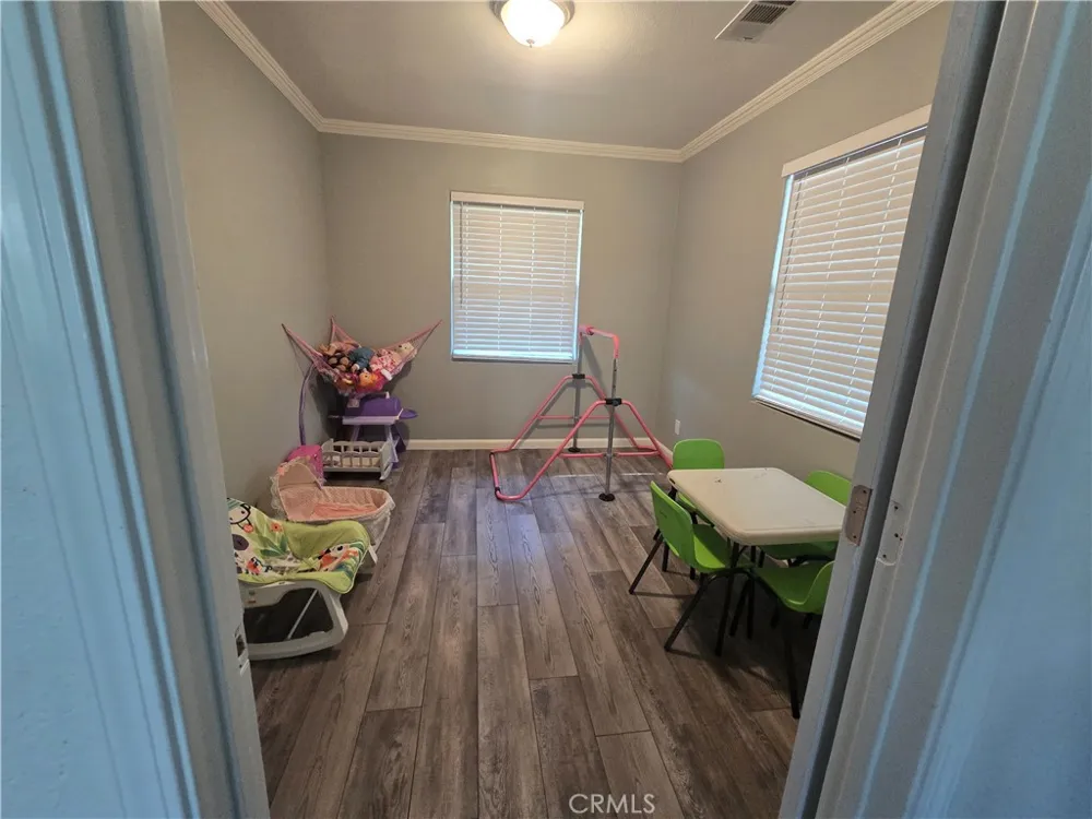1758 ELM AVE Atwater, CA 95301