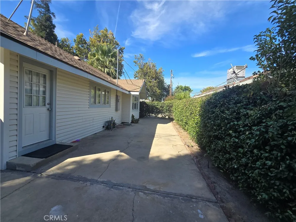 1758 ELM AVE Atwater, CA 95301