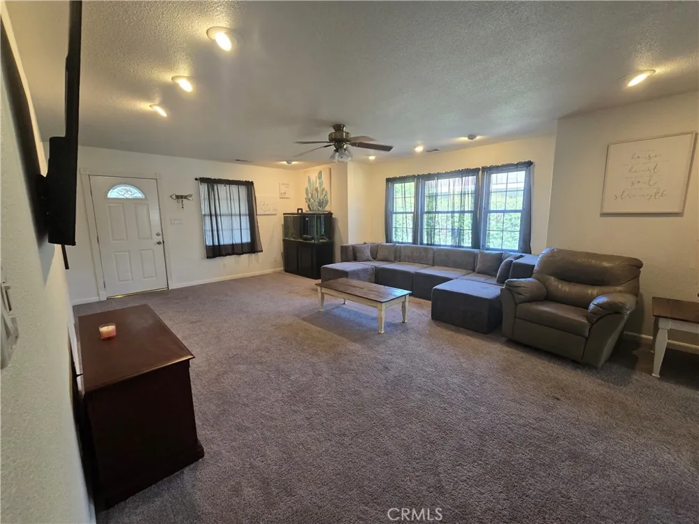 1758 ELM AVE Atwater, CA 95301