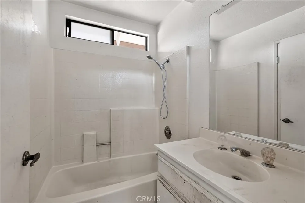 25183 Gorgonio Moreno Valley, CA 92553