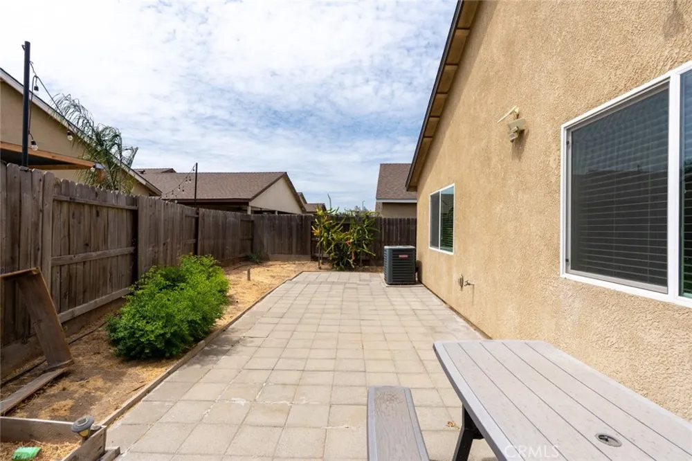 362 Rhianon Merced, CA 95341