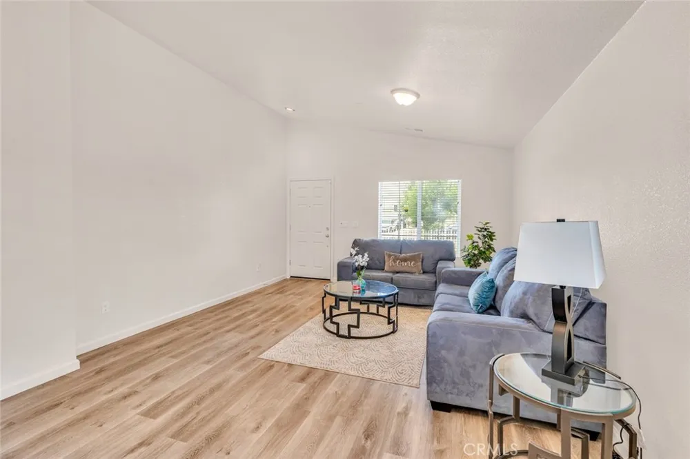 362 Rhianon Merced, CA 95341