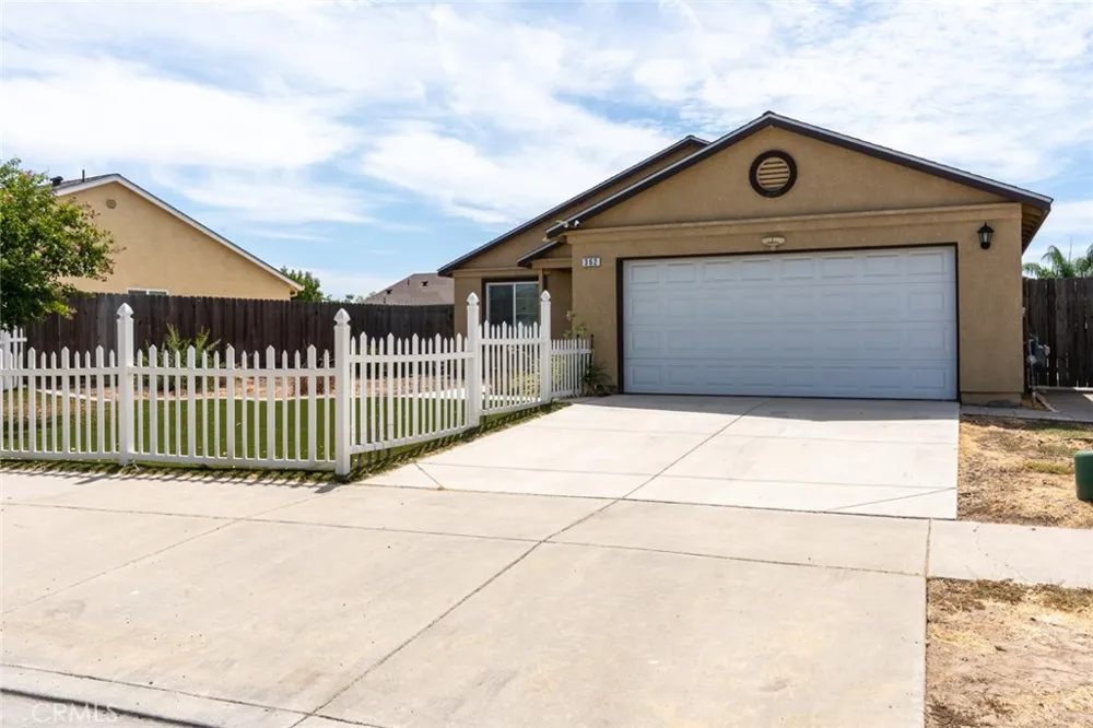 362 Rhianon Merced, CA 95341
