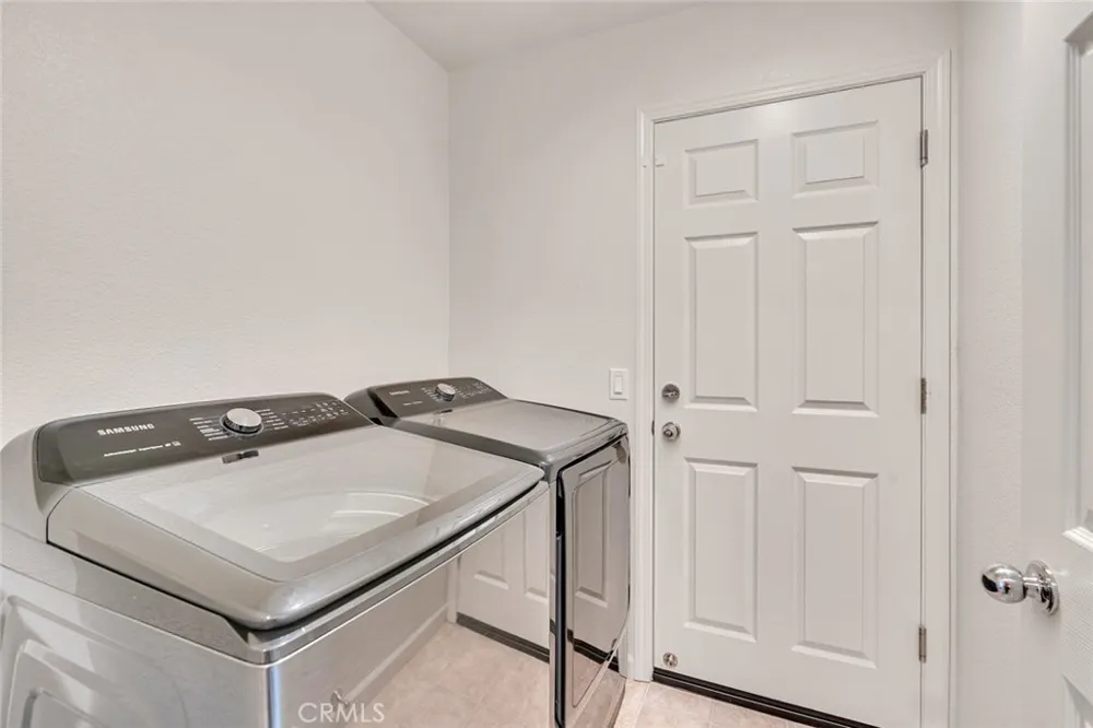 362 Rhianon Merced, CA 95341