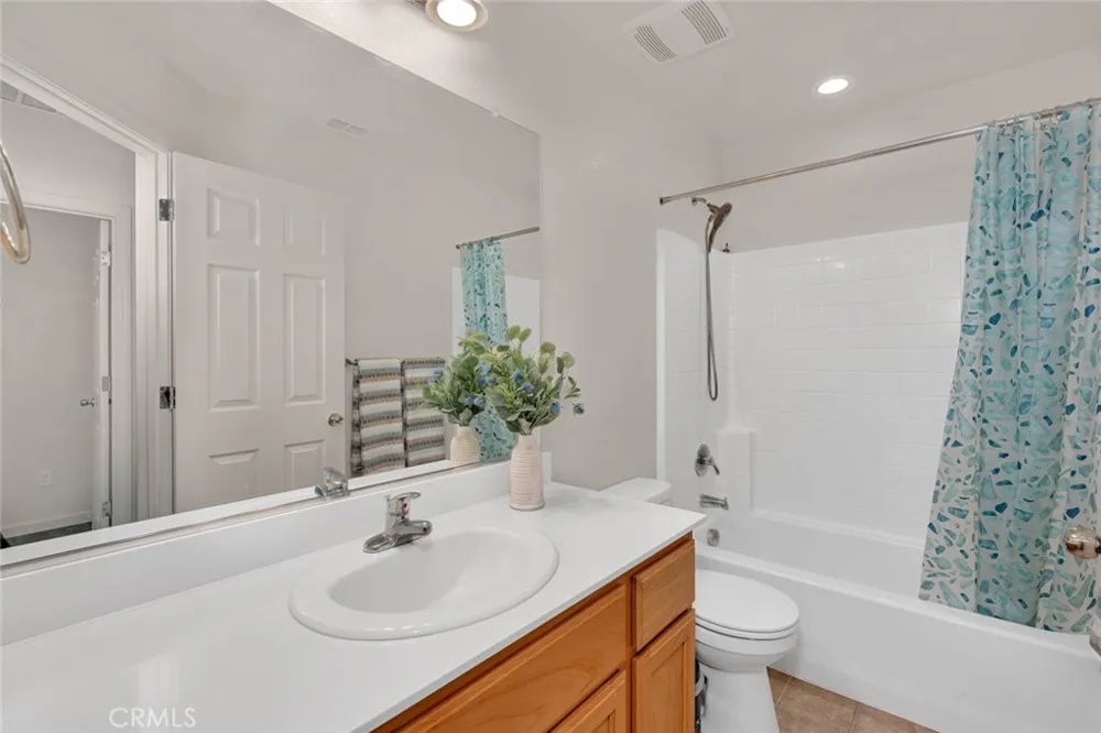 362 Rhianon Merced, CA 95341