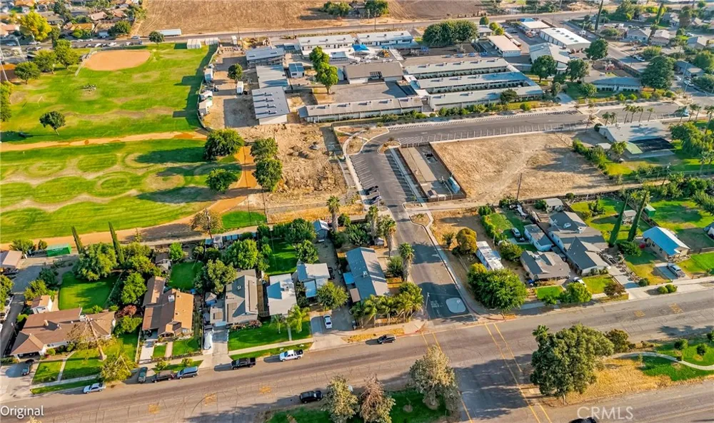 9566 E Broadway Planada, CA 95365
