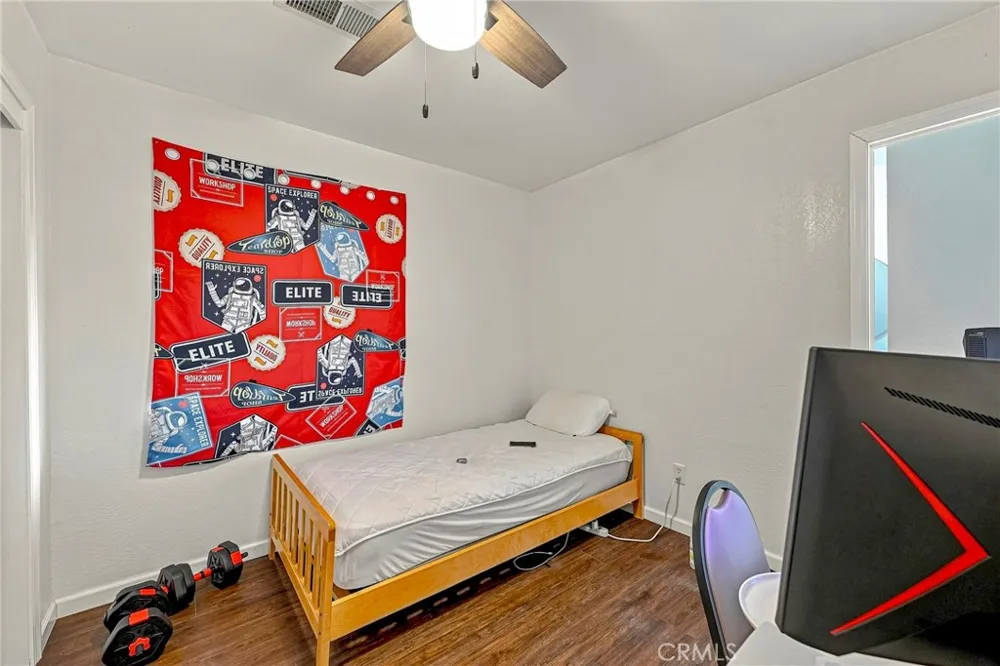 9566 E Broadway Planada, CA 95365