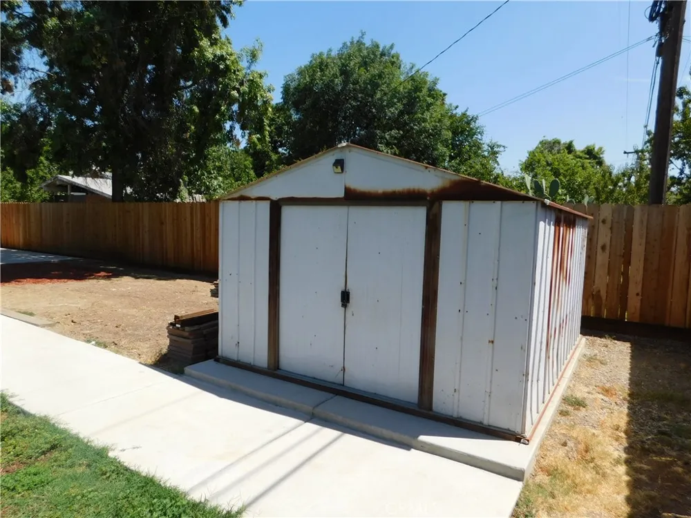 1780 W 8th Merced, CA 95341