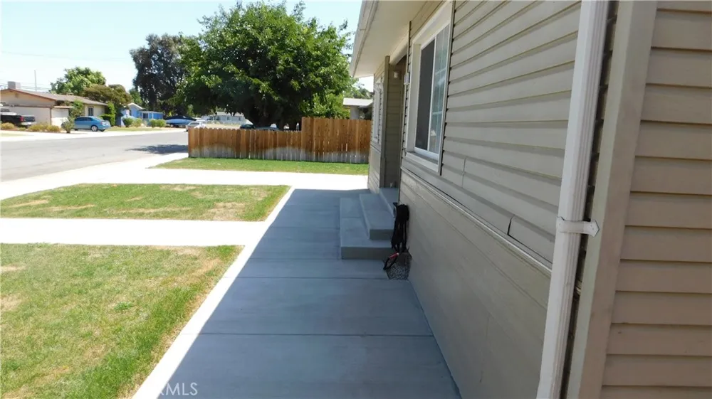 1780 W 8th Merced, CA 95341