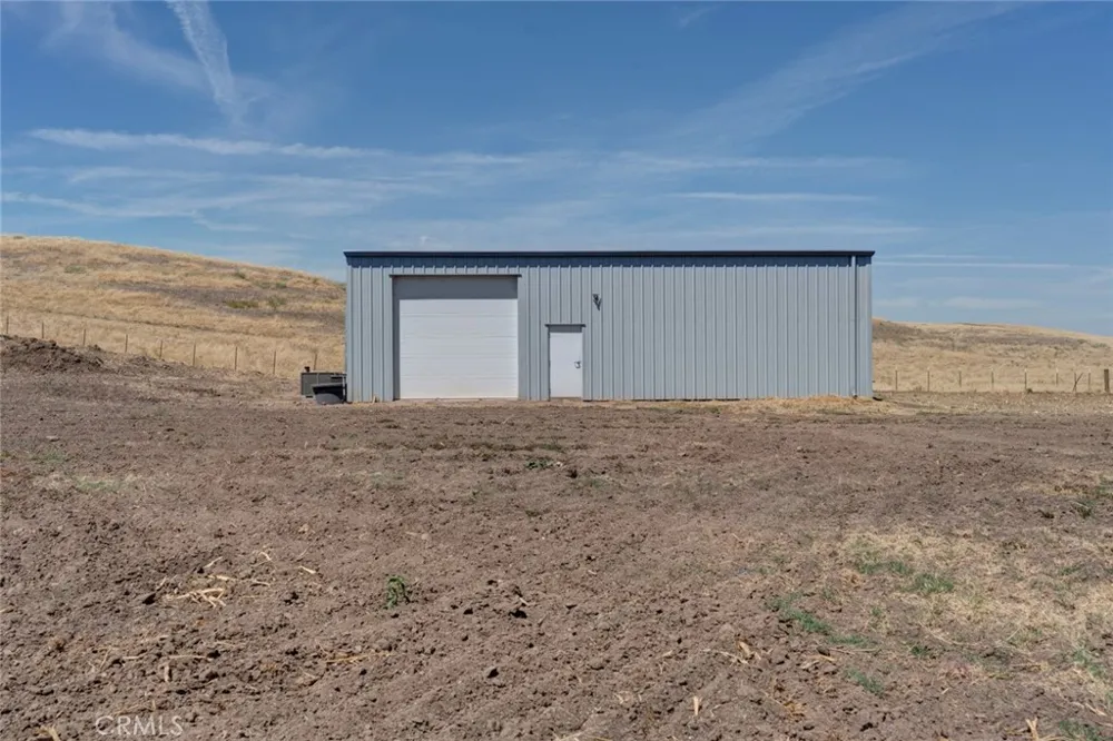 561 Rushing Road Waterford, CA 95386