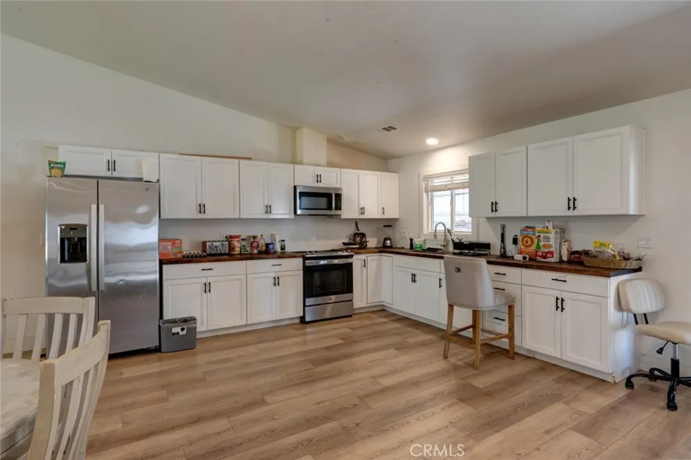 561 Rushing Road Waterford, CA 95386