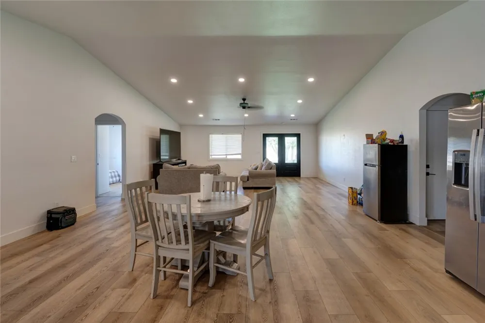 561 Rushing Road Waterford, CA 95386