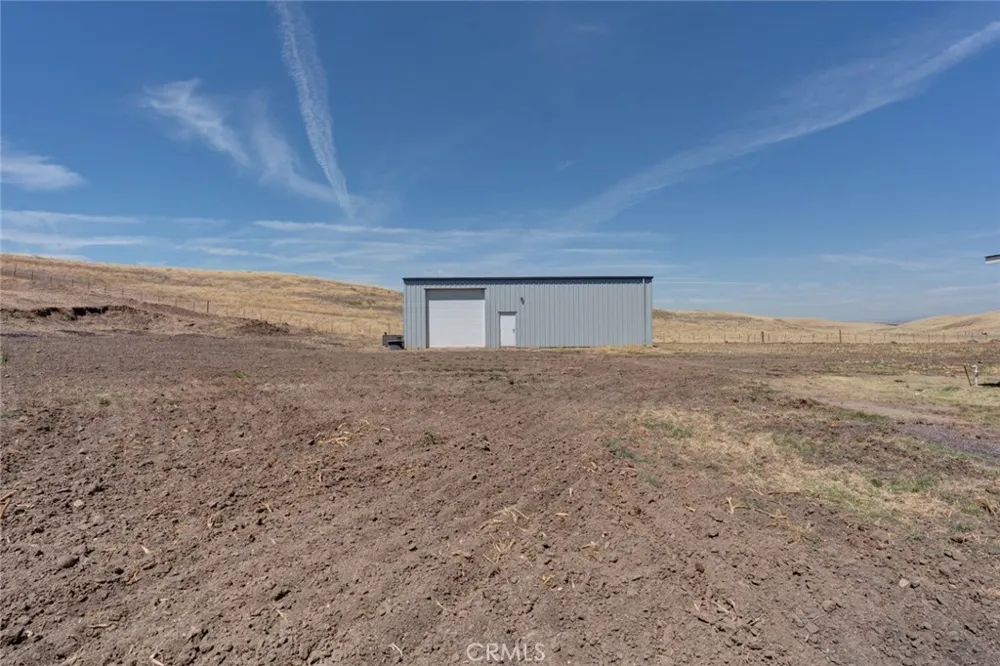 561 Rushing Road Waterford, CA 95386