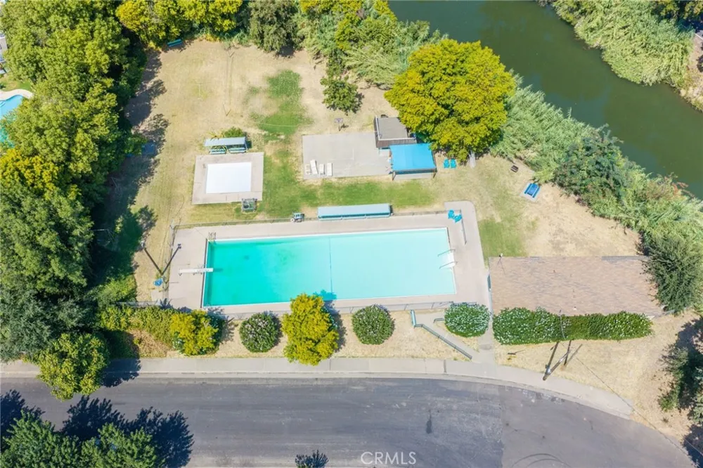 1560 W 23rd Merced, CA 95340