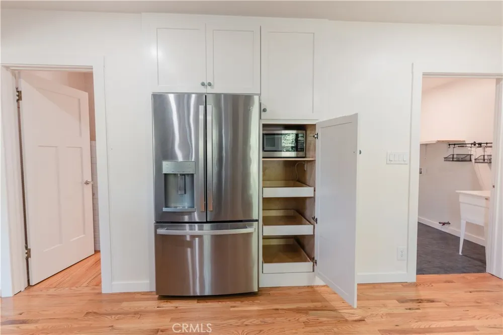 1560 W 23rd Merced, CA 95340