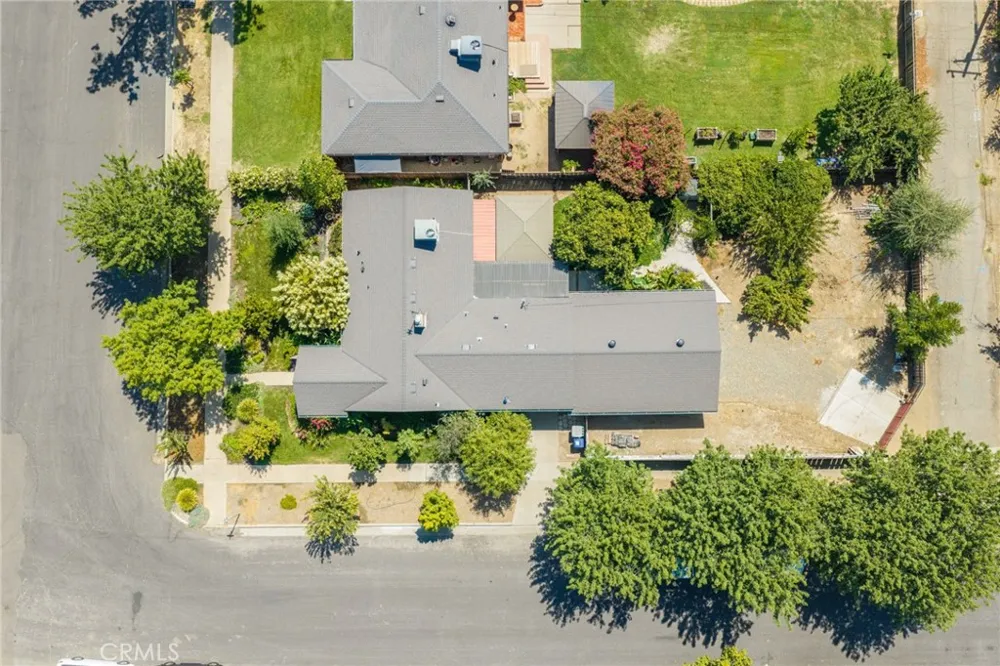 1560 W 23rd Merced, CA 95340