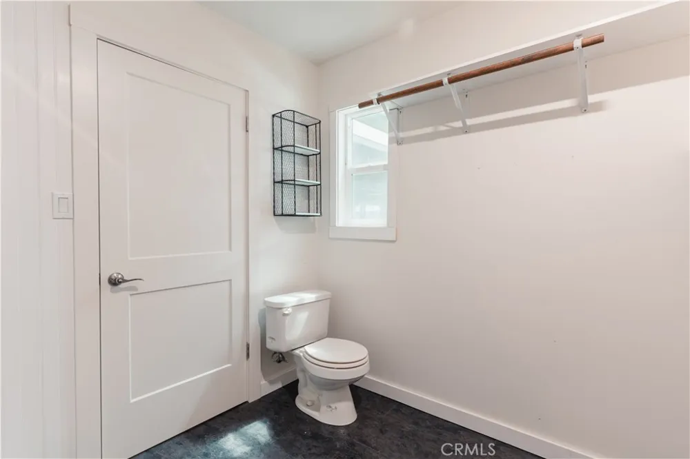 1560 W 23rd Merced, CA 95340