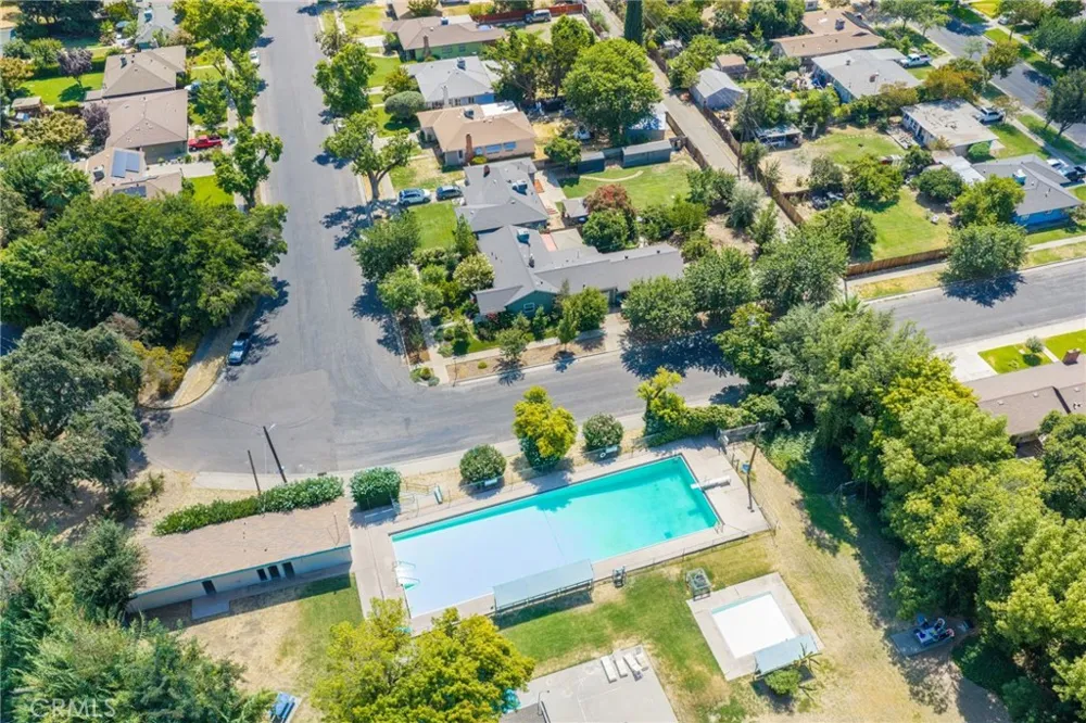 1560 W 23rd Merced, CA 95340