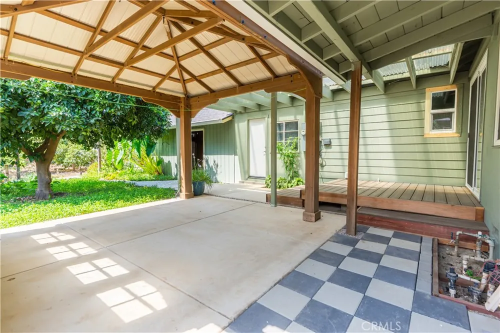 1560 W 23rd Merced, CA 95340