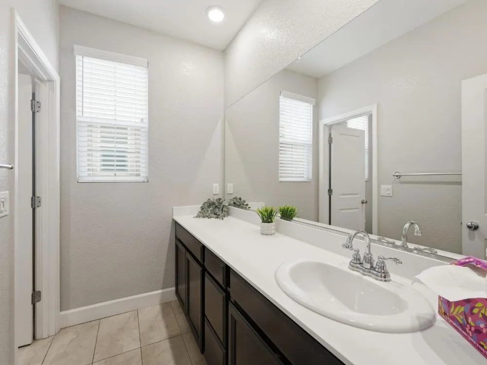1344 Cow Court Tracy, CA 95391
