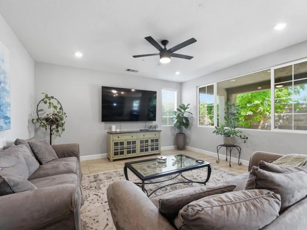 1344 Cow Court Tracy, CA 95391