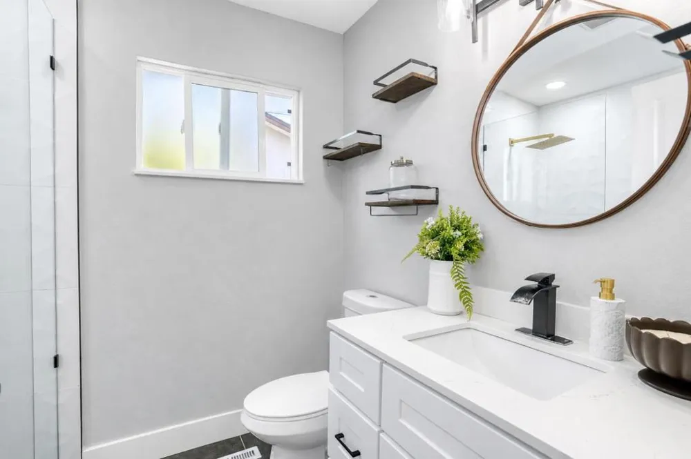 1996 Hartnell Street Union City, CA 94587