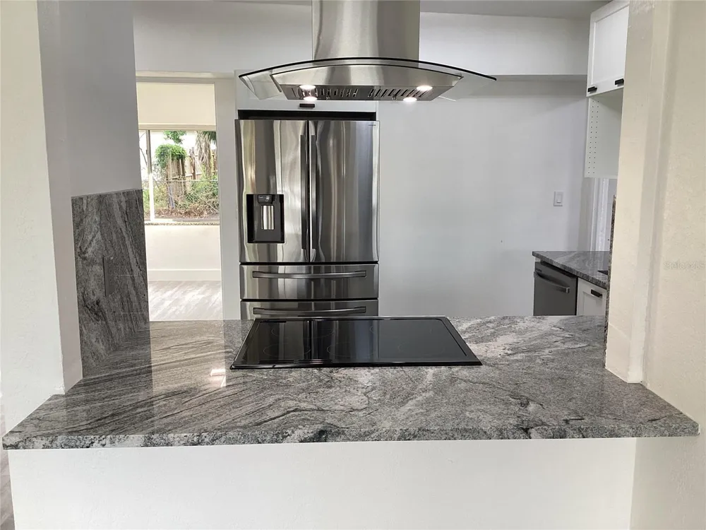 3318 DEBBIE DRIVE Orlando, FL 32806