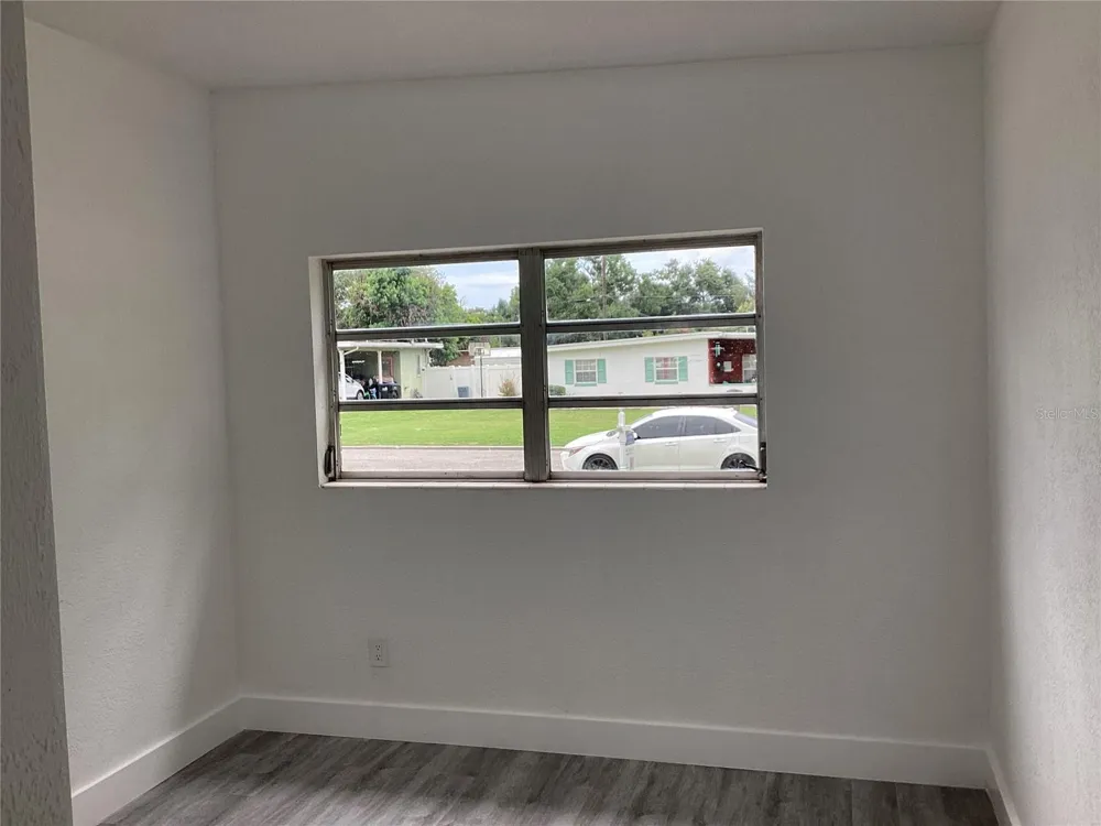 3318 DEBBIE DRIVE Orlando, FL 32806
