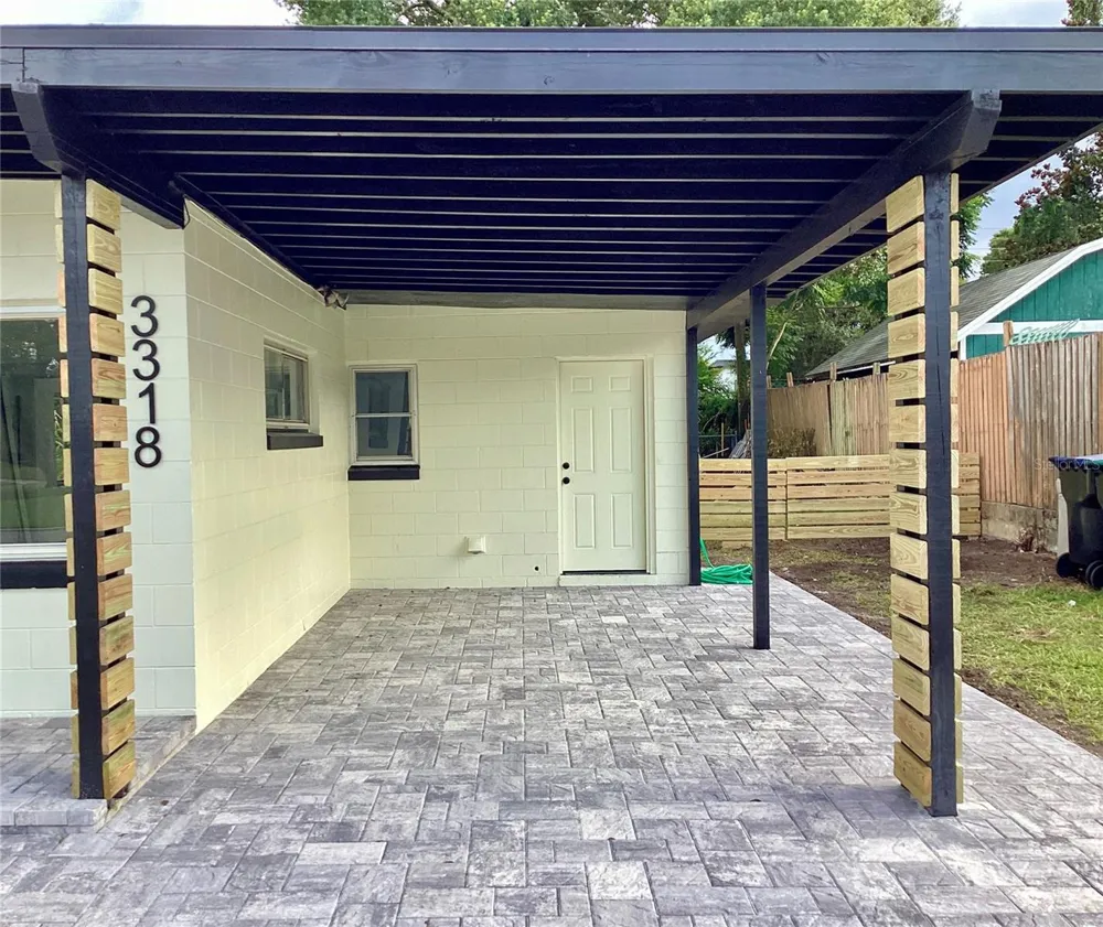 3318 DEBBIE DRIVE Orlando, FL 32806