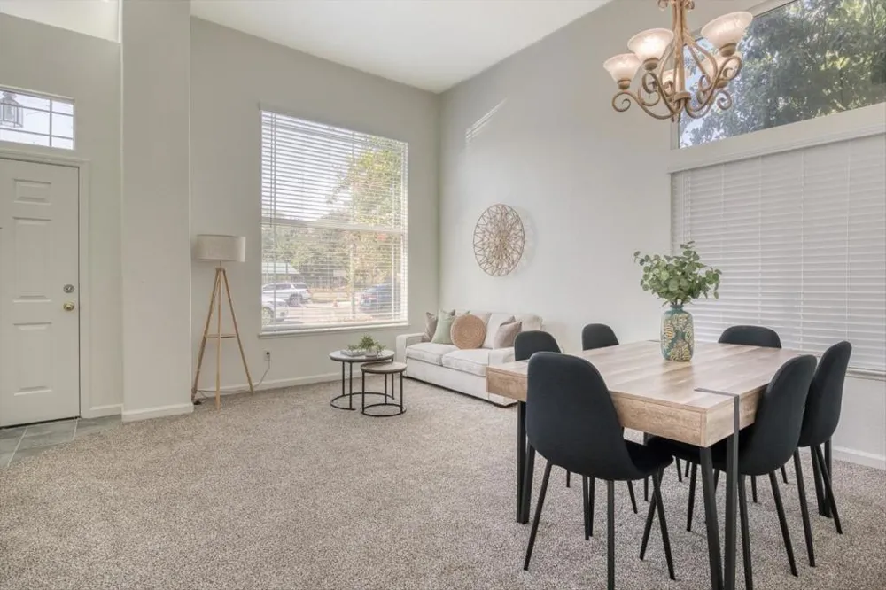 643 E Springer Drive Turlock, CA 95382