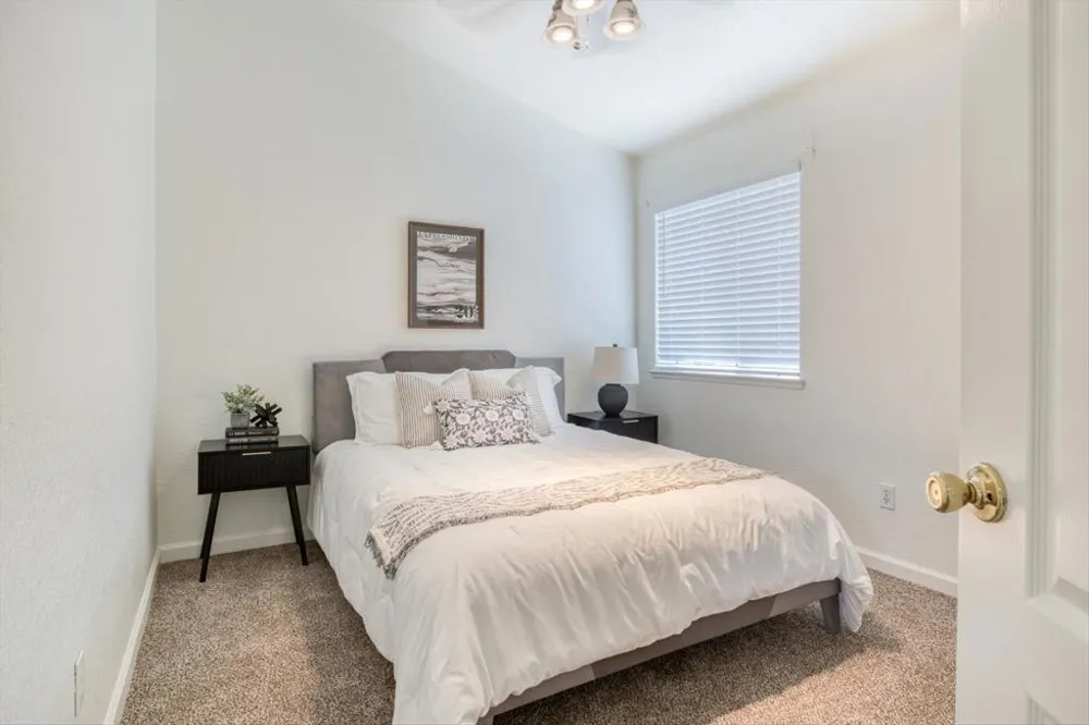 643 E Springer Drive Turlock, CA 95382