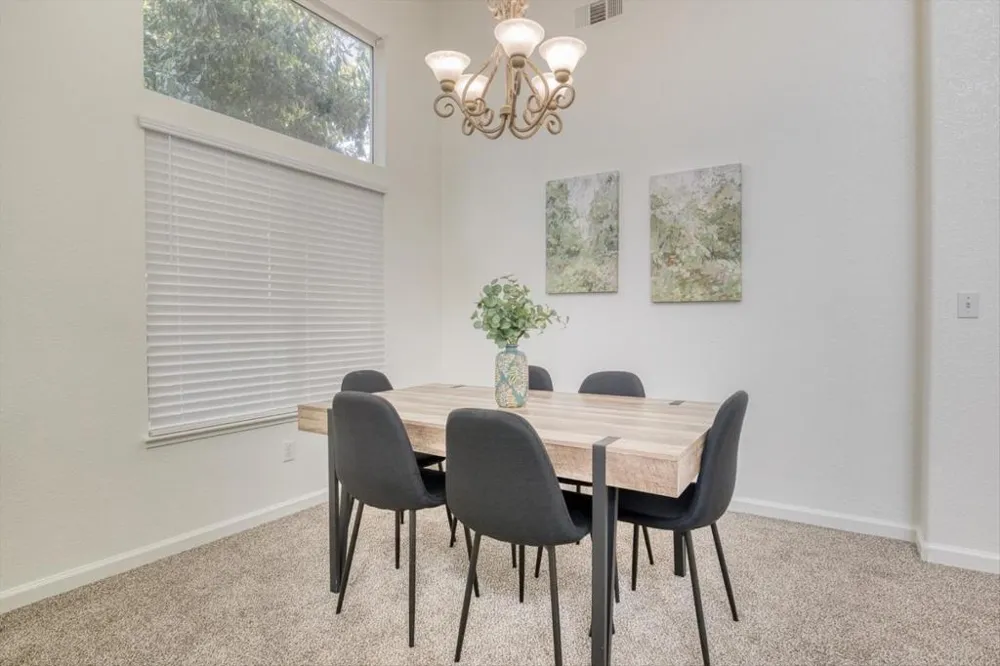 643 E Springer Drive Turlock, CA 95382