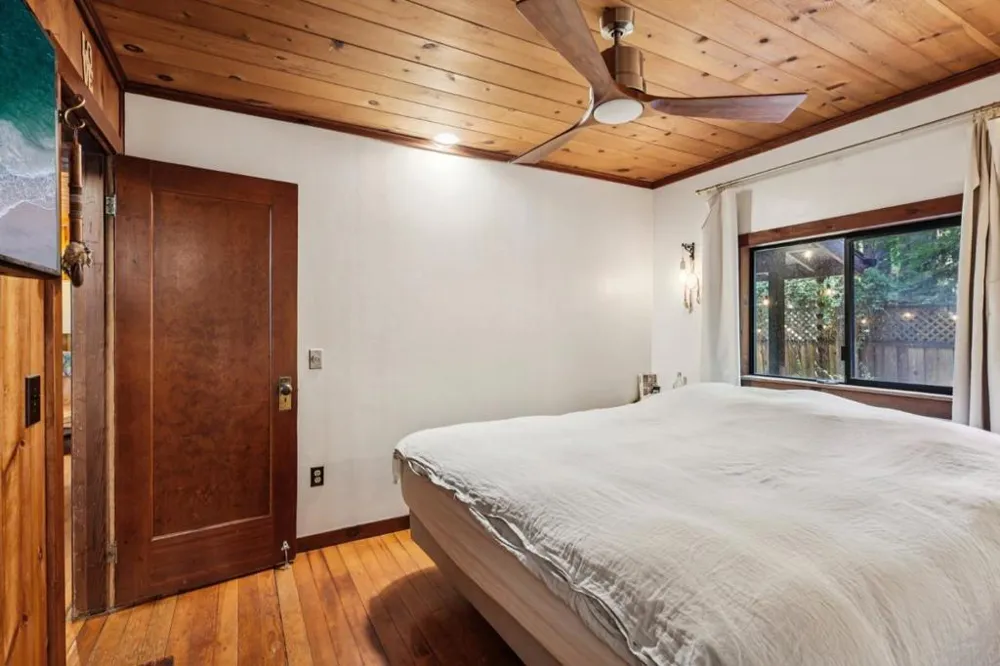 421 Hillside Dr. Boulder Creek, CA 95006