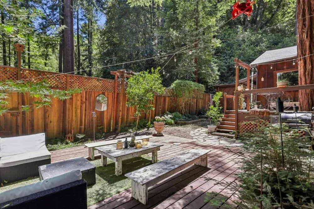 421 Hillside Dr. Boulder Creek, CA 95006