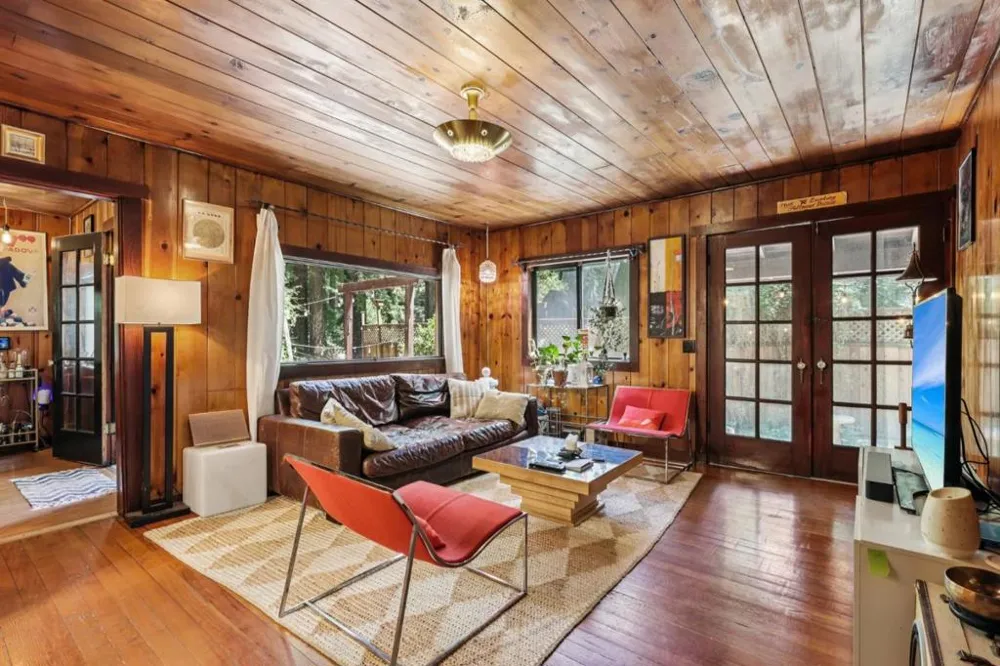 421 Hillside Dr. Boulder Creek, CA 95006