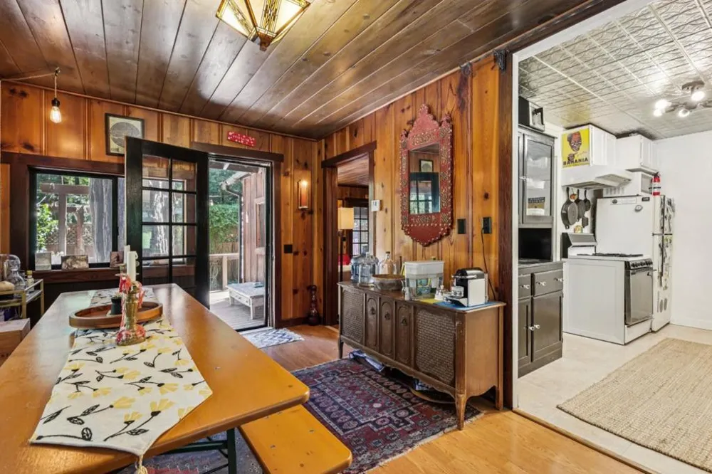 421 Hillside Dr. Boulder Creek, CA 95006