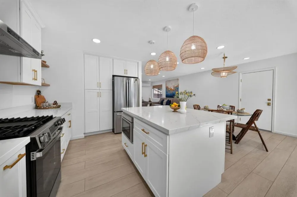 1892 Macduee Way San Jose, CA 95121