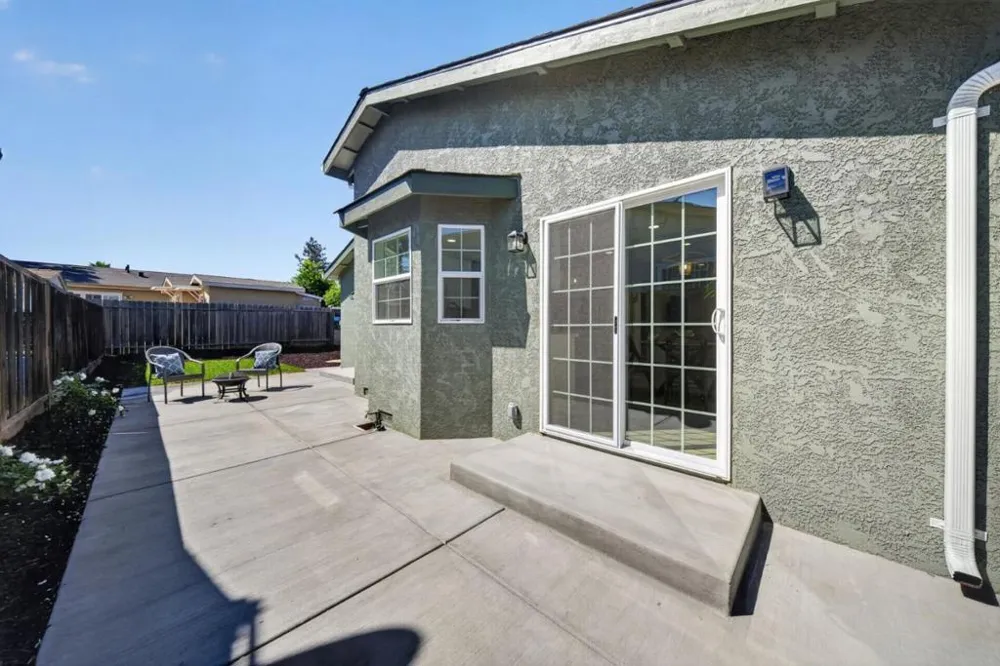 1892 Macduee Way San Jose, CA 95121