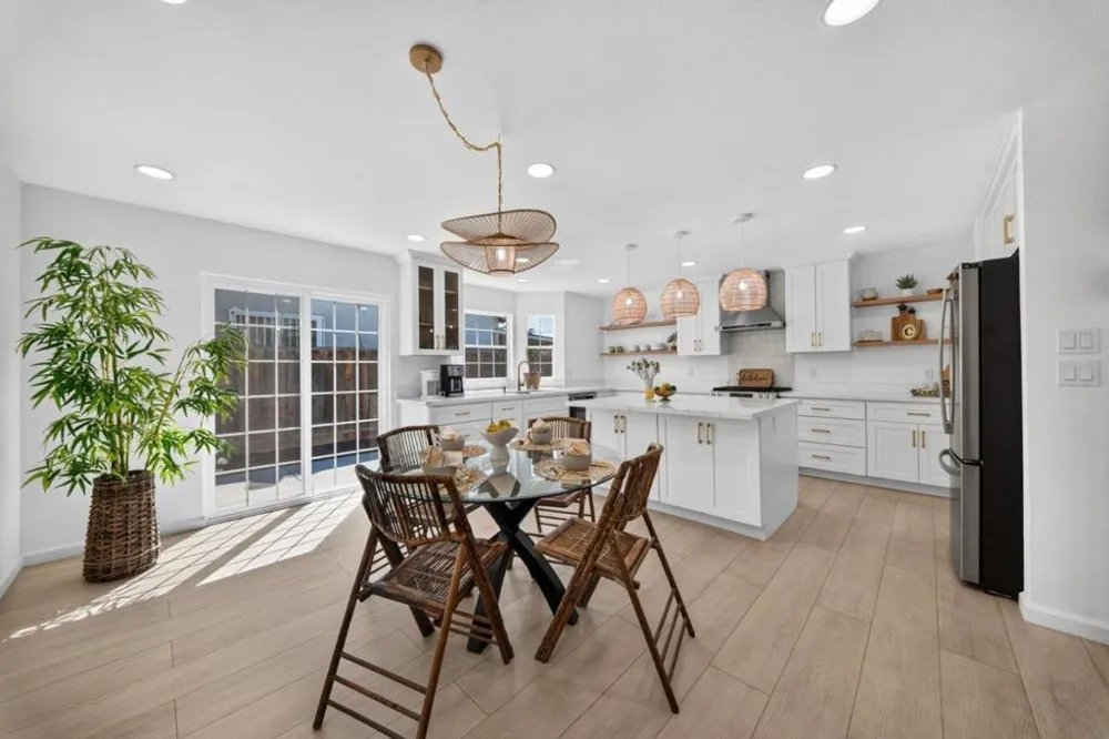 1892 Macduee Way San Jose, CA 95121