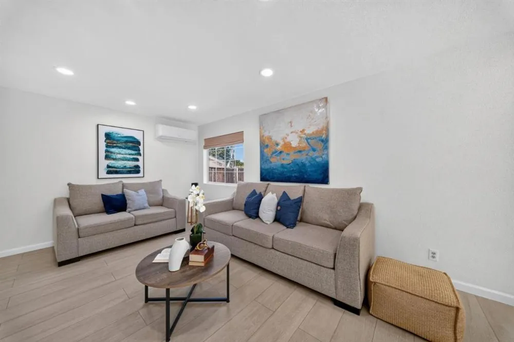 1892 Macduee Way San Jose, CA 95121