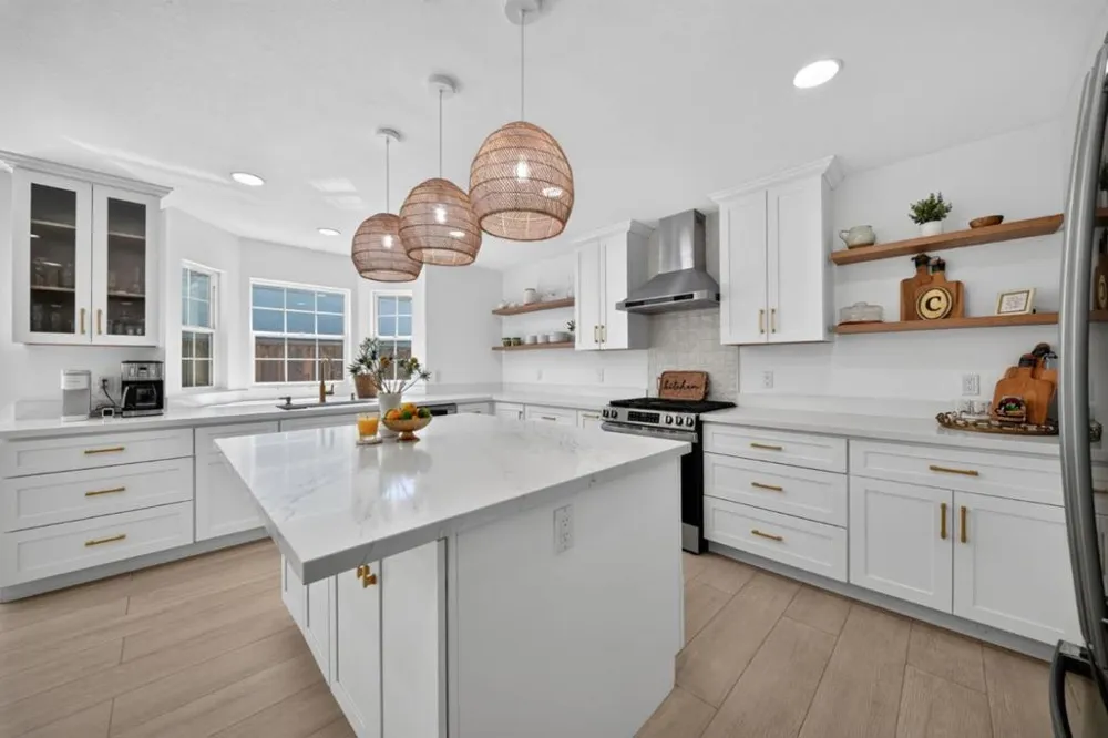 1892 Macduee Way San Jose, CA 95121