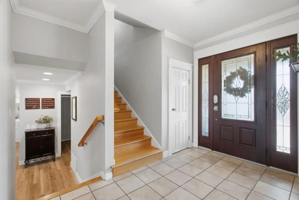 495 London Drive Gilroy, CA 95020