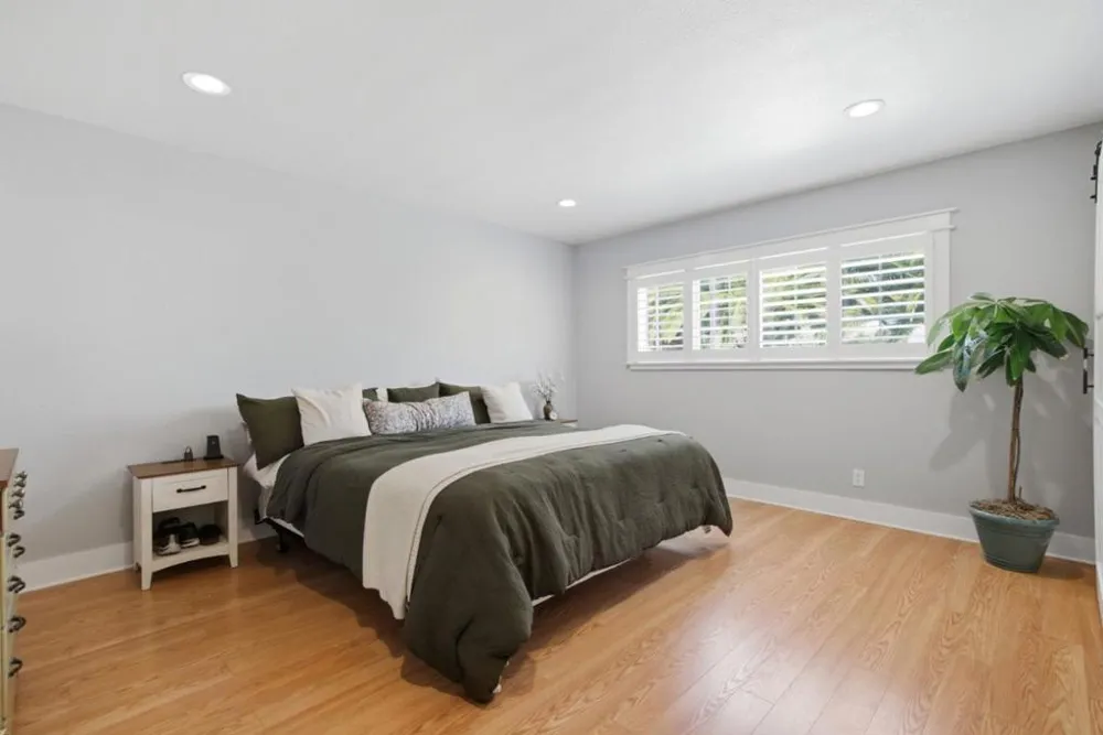 495 London Drive Gilroy, CA 95020