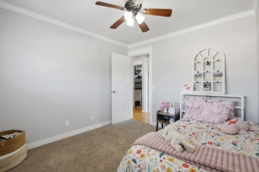 495 London Drive Gilroy, CA 95020