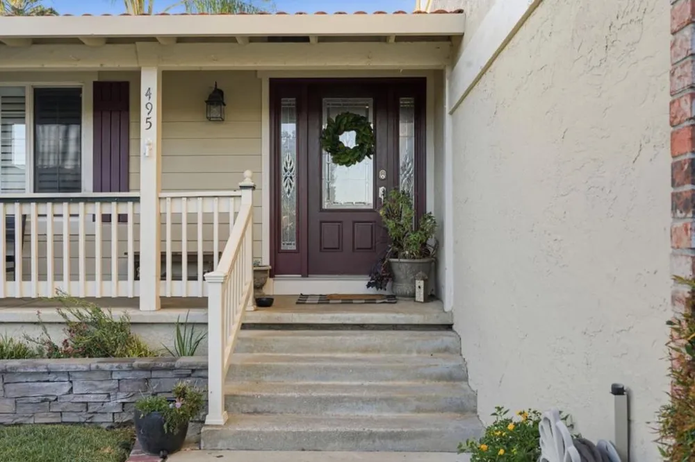 495 London Drive Gilroy, CA 95020
