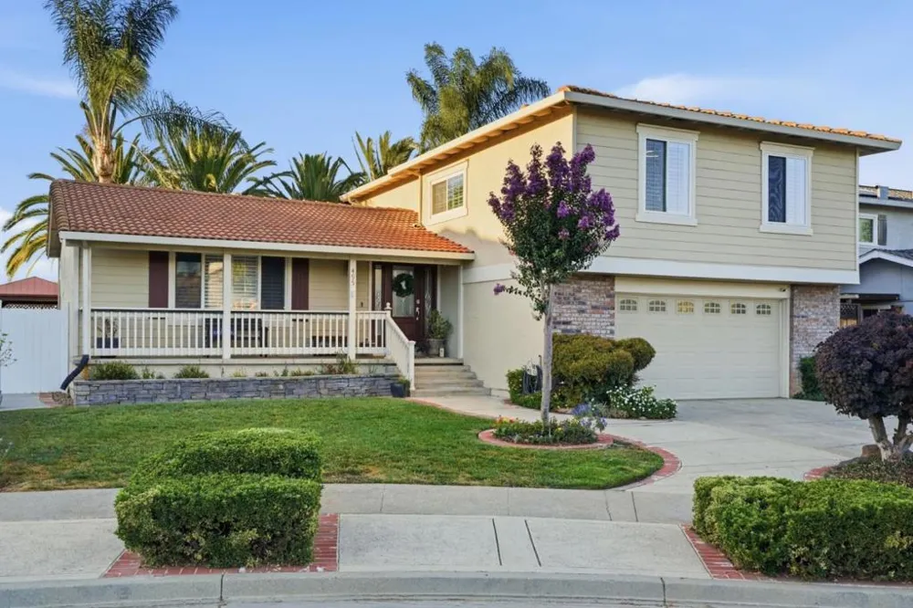 495 London Drive Gilroy, CA 95020