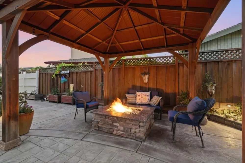 495 London Drive Gilroy, CA 95020