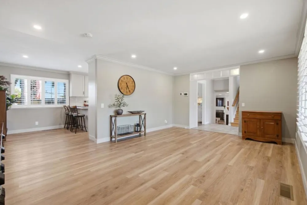 495 London Drive Gilroy, CA 95020