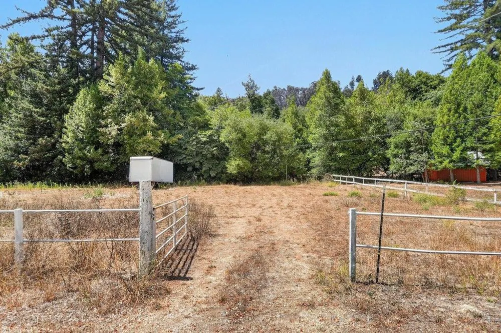 4180 Glenwood Drive Scotts Valley, CA 95066